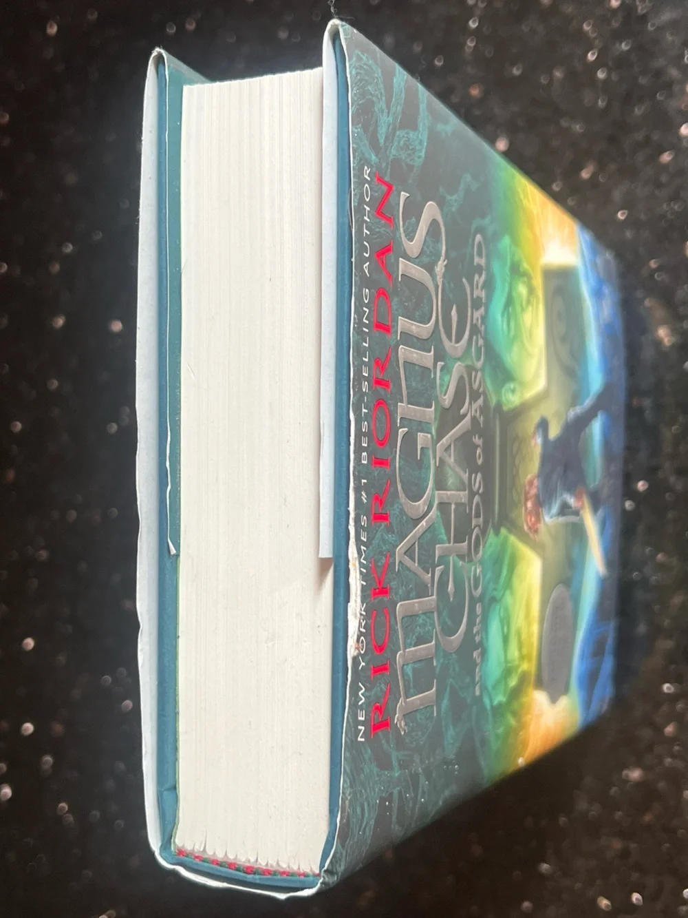 Rick Riordan- Magnus Chase and the Gods of Asgard: The Hammer of Thor Hardcover